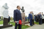 В Туле открыли бюст известному конструктору Геннадию Денежкину
