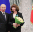 Владимир Путин наградил тулячку орденом Дружбы - Центр 71