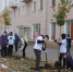Главную улицу города Новомосковск украсила кленовая аллея. Председатель комиссии по экологии и охране окружающей среды Вадим Баранов организовал акцию по озеленению. - Общественная палата