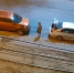 Двое туляков попали на видео в момент воровства тротуарной плитки - Центр 71