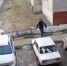 В Туле агрессивный парень разбил чужой автомобиль на глазах у владельца - Центр 71