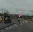 На Веневском шоссе в Туле горячий битум попал в лицо рабочему - ТК Первый Тульский