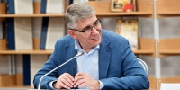 Дмитрий Миляев поздравил туляков с Днём семьи, любви и верности - ГТРК