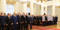 СОТРУДНИКАМ ПОЛИЦИИ ВРУЧИЛИ НАГРАДЫ - Областная Дума