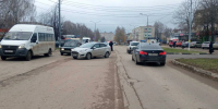 В Щекино автомобиль Ford сбил 65-летнюю женщину - Комсомольская Правда