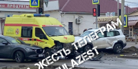 На улице Карпова в Туле машина скорой помощи попала в ДТП - ТК Первый Тульский