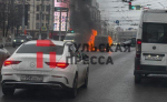 «Буханка» горит на улице Советской в Туле