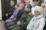 Дмитрий Миляев вручил военнослужащим в Плавске медали «Доблесть и слава»