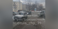 В Туле на улице Кутузова снегоуборочная техника сбила женщину - ИА Тульская служба новостей