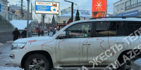 В Туле неизвестные облили кетчупом внедорожник Land Cruiser 300 - ИА Тульская служба новостей