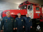 Тульские сотрудники МЧС вытащили из люка пропавшего пса