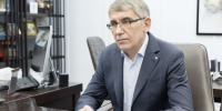 Несколько региональных законов подписал сегодня Дмитрий Миляев - Молодой коммунар