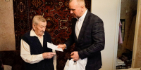 ДМИТРИЙ КОЖЕНКИН НАВЕСТИЛ ВЕТЕРАНА - Областная Дума