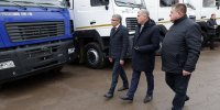 Дмитрий Миляев осмотрел новую дорожную технику в Ленинском филиале «Тулаавтодор» - ИА Тульская служба новостей