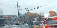 В Туле водитель включил «аварийку» и развернулся через двойную сплошную - Myslo.Ru