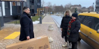 Борис Воловатов в рамках акции «Елка желаний» вручил юному Андрею долгожданный подарок - Городская Дума