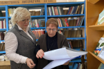 Марина Белькова передала книги в Бахметьевскую сельскую библиотеку