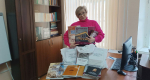 Елена Симонова передала книги для военного госпиталя