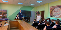 Андрей Тихонов провел киноурок для тульских школьников - Единая Россия