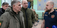 Дмитрий Миляев посетил военный госпиталь в Курске - Правительство области