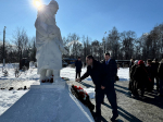 СЕРГЕЙ ГРЕБЕНЩИКОВ И ДМИТРИЙ АНДРОСОВ ПОЧТИЛИ ПАМЯТЬ ЗАЩИТНИКОВ ОТЕЧЕСТВА