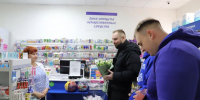 Волонтеры «Единой России» поздравили медицинских работников с Днем фельдшера - Единая Россия