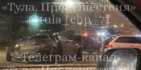 На Зеленстрое в Туле водитель иномарки въехал в три стоящих автомобиля - ИА Тульская служба новостей