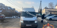 В Туле микроавтобус насмерть сбил пенсионерку на парковке - Myslo.Ru