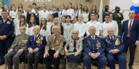 Тульским ветеранам вручили юбилейные медали к 80-летию Победы - Молодой коммунар