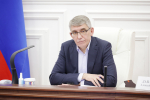 Губернатор Дмитрий Миляев рассмотрел обращения граждан