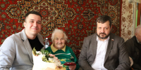 Павел Астафьев вручил юбилейные медали ветеранам - Городская Дума