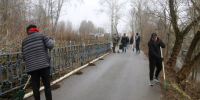 Илья Беспалов принял участие в общегородском субботнике в Туле - ИА Тульская пресса.Ru