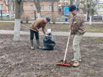 Алексей Эрк, депутаты и сотрудники аппарата Тульской городской Думы приняли участие в субботнике
