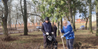 Надежда Козьякова и Владимир Суслин приняли участие в субботнике на территории стадиона «Металлург» - Единая Россия