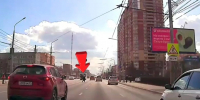 На пр. Ленина пенсионерка едва не попала под колеса авто - Myslo.Ru