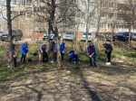 Илья Беспалов и Алексей Эрк поучаствовали в субботнике на территории будущего сквера в Заречье
