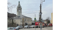Спасатели тушат пожар в здании возле Музея оружия в Туле - ИА Тульская служба новостей