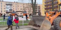 В Тульском сквере в Мариуполе состоялся субботник - ИА Тульская служба новостей
