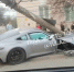 В тульском Криволучье спорткар влетел в столб - Молодой коммунар