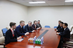 На выставке в Пекине Дмитрий Миляев встретился с руководством одного из производителей станков