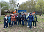 Большая команда стройкомплекса на субботнике
