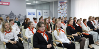 Алексей Эрк и Дарья Герасимова встретились с представителями школьной Думы - Единая Россия