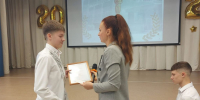 Дарья Герасимова посетила ЦО №19 и поздравила учеников с окончанием учебного года - Единая Россия