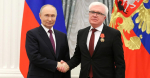 Владимир Путин наградил генерального директора ГИМа орденом Александра Невского