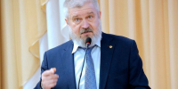 Александр Балберов: нужно выгнать всех экономистов, кто застрял в 90-х! - ЛДПР