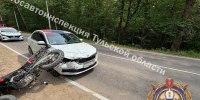 Под Алексином мотоциклист влетел в Skoda - Myslo.Ru