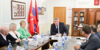 Илья Беспалов поделился опытом тульских программ по укреплению здоровья с делегацией из Самары - Молодой коммунар
