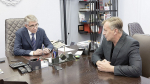 Дмитрий Миляев встретился с участником СВО, зачисленным в резерв управленческих кадров