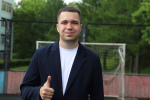 Безопасность на спортивных площадках: депутат Павел Астафьев проверил футбольные ворота в Туле