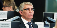 Дмитрий Миляев предложил внедрить во всех субъектах РФ Единый стандарт оценки показателя удовлетворенности жителей для занятий спортом - Правительство области